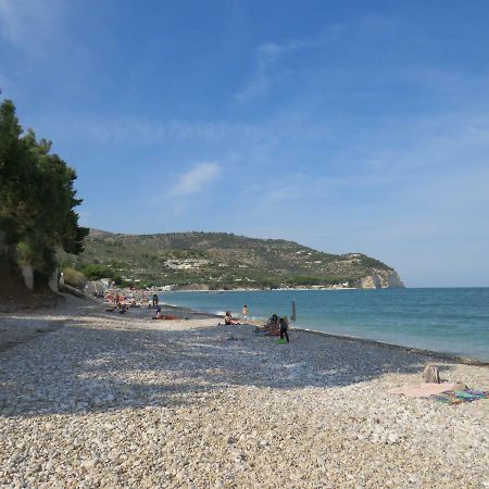 Casa Vacanza Afe A Pochi Passi Dal Mare Mattinata Exteriör bild