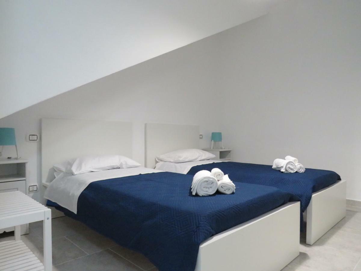Casa Vacanza Afe A Pochi Passi Dal Mare Mattinata Exteriör bild