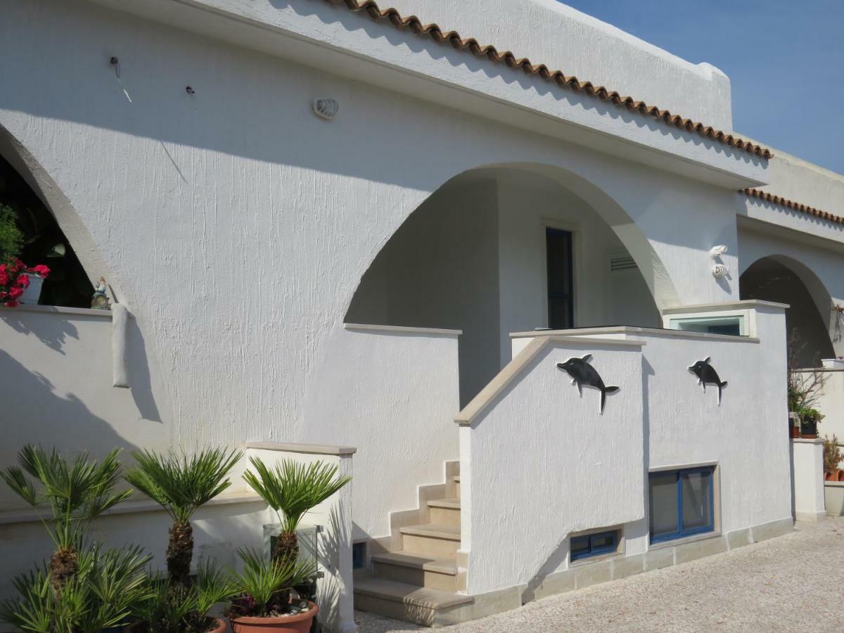 Casa Vacanza Afe A Pochi Passi Dal Mare Mattinata Exteriör bild